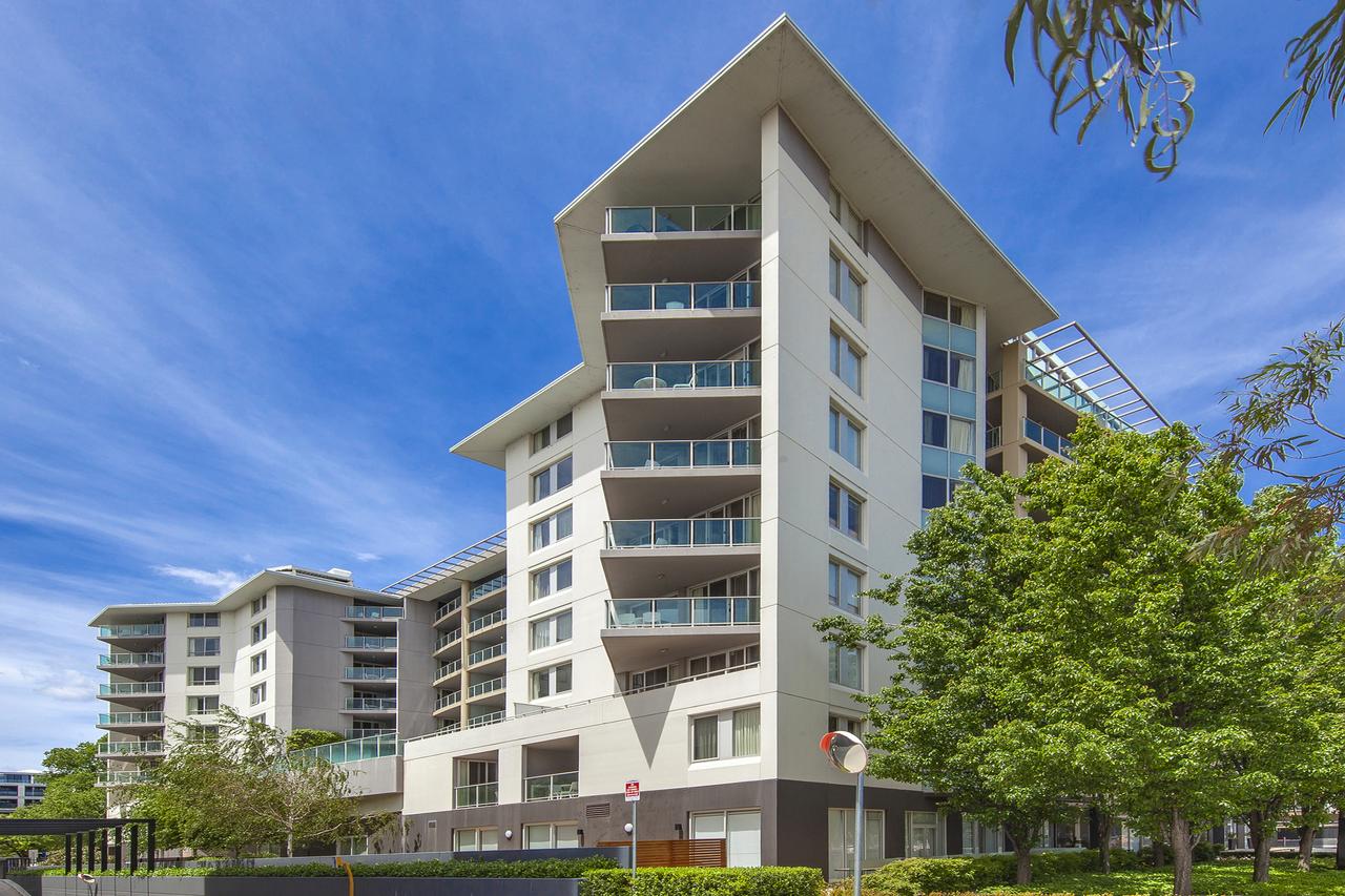 Apartment Glenelg SA Accommodation Brunswick Heads