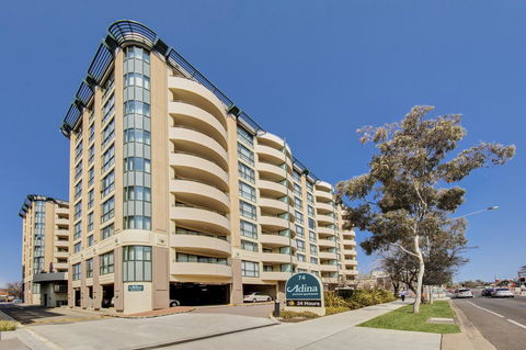 Adina Serviced Apartments Canberra James Court - Accommodation Brunswick Heads 4
