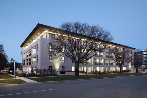 Knightsbridge Canberra - Accommodation Brunswick Heads 2