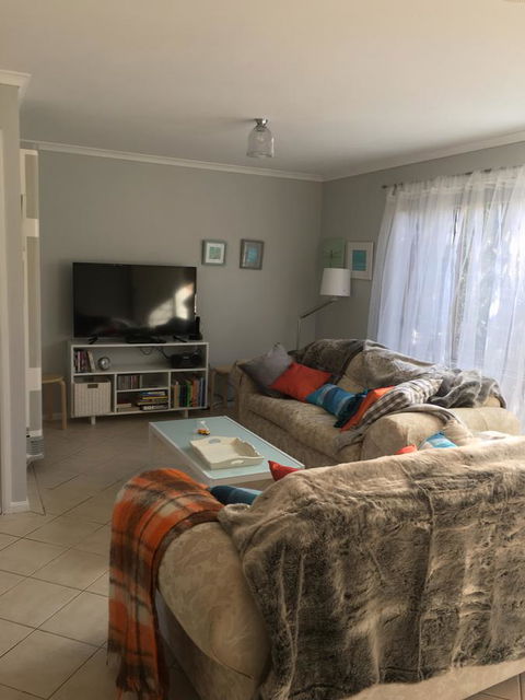 Finches Canberra - Accommodation Brunswick Heads 15