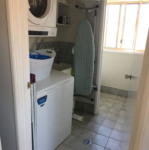 Finches Canberra - Accommodation Brunswick Heads 21