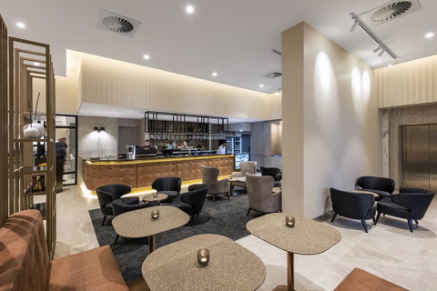 Deco Hotel Canberra - Accommodation Brunswick Heads 3