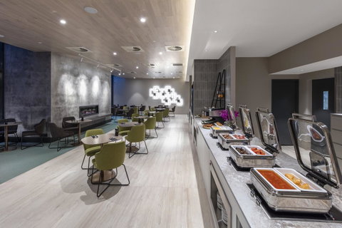 Deco Hotel Canberra - Accommodation Brunswick Heads 2
