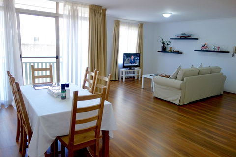 Kingston Comfy Apartment - Accommodation Brunswick Heads 4