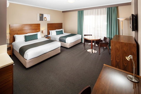 Quality Hotel Dickson - Accommodation Brunswick Heads 3