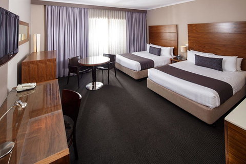 Quality Hotel Dickson - Accommodation Brunswick Heads 0