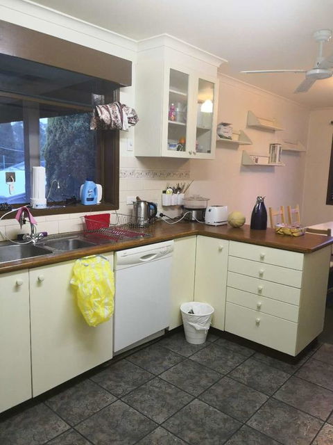 Space And Quiet Safe Room Canberra - Accommodation Brunswick Heads 8