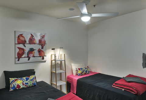 3BR Executive Apartment With Lake And Mountain Views - Accommodation Brunswick Heads 4