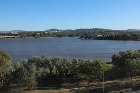 Canberra Luxury Apartment 3 - Accommodation Brunswick Heads 3