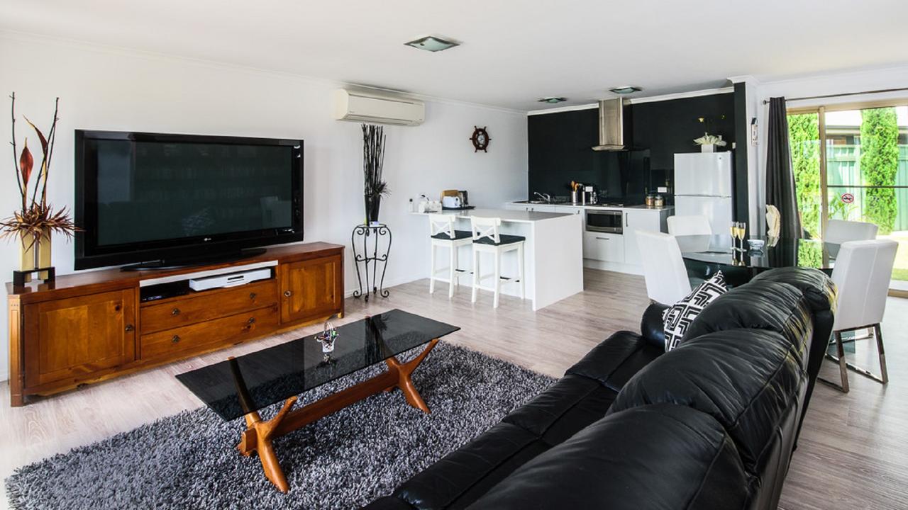 Deep Creek SA Accommodation Brunswick Heads