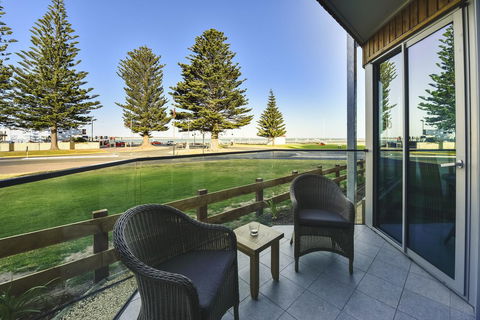 Bonnies Of Beachport - Accommodation Brunswick Heads 32