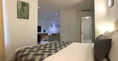 Wallaroo Marina Waterfront Luxe Apartment - Accommodation Brunswick Heads 12