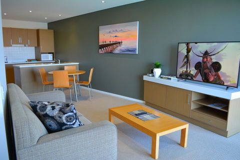 Wallaroo Marina Luxury Apartment - Accommodation Brunswick Heads 9
