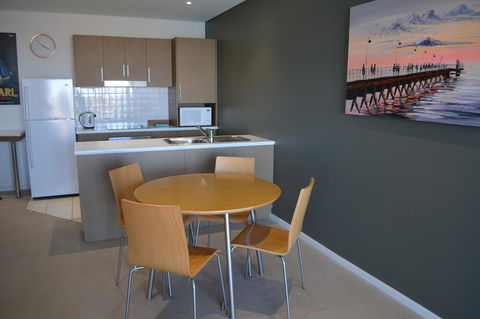 Wallaroo Marina Luxury Apartment - Accommodation Brunswick Heads 19