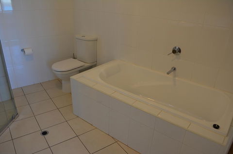 Wallaroo Marina Luxury Apartment - Accommodation Brunswick Heads 23