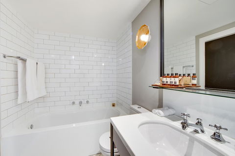 Mayfair Hotel - Accommodation Brunswick Heads 1