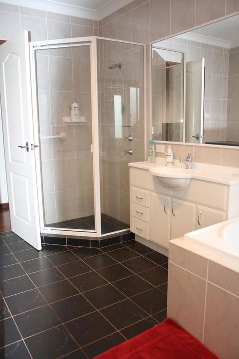 Serenity On Narrabeen Beach - 1Bdr Beachside Retreat - Accommodation Brunswick Heads 5