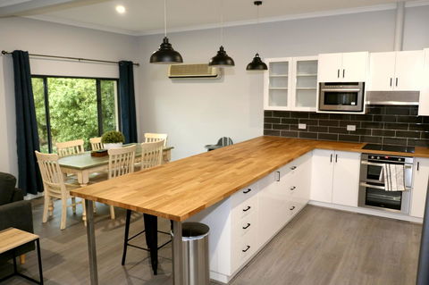 The Purple Door On Seaview - Accommodation Brunswick Heads 2