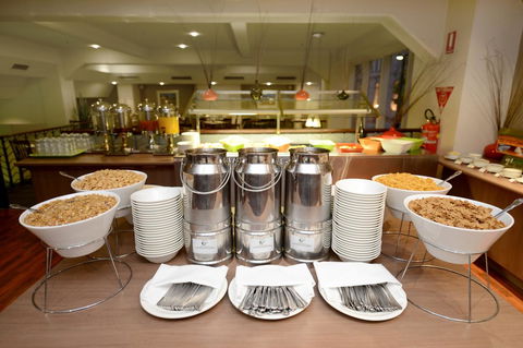 Grosvenor Hotel Adelaide - Accommodation Brunswick Heads 14