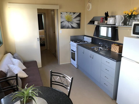Rocks Retreat Cabin - Dolphin - Accommodation Brunswick Heads 6