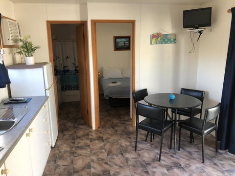 Rocks Retreat Cabin - Dolphin - Accommodation Brunswick Heads 4