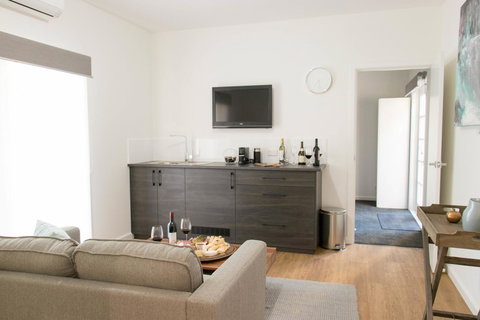 A Coonawarra Experience - Accommodation Brunswick Heads 5
