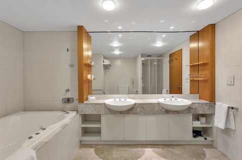 Stamford Plaza Adelaide - Accommodation Brunswick Heads 20