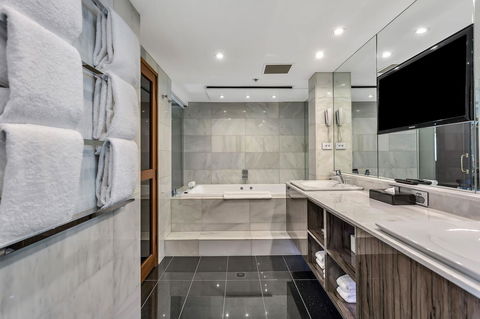 Stamford Plaza Adelaide - Accommodation Brunswick Heads 42