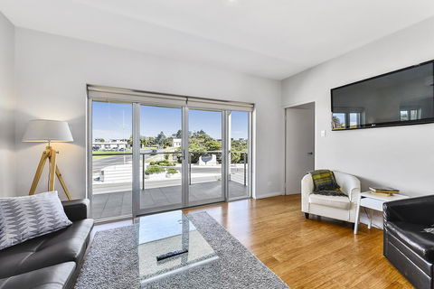 Aloha Waterfront Properties - Accommodation Brunswick Heads 29