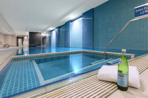 Oaks Glenelg Plaza Pier Suites - Accommodation Brunswick Heads 9