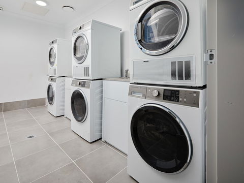 East Maitland Executive Apartments - Accommodation Brunswick Heads 0