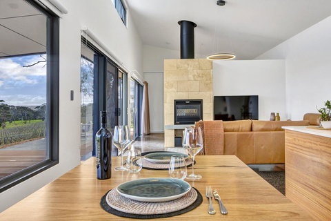 Shadow Creek McLaren Vale - Accommodation Brunswick Heads 0