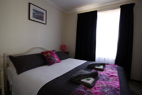 Cape Jervis Holiday Units - Accommodation Brunswick Heads 4