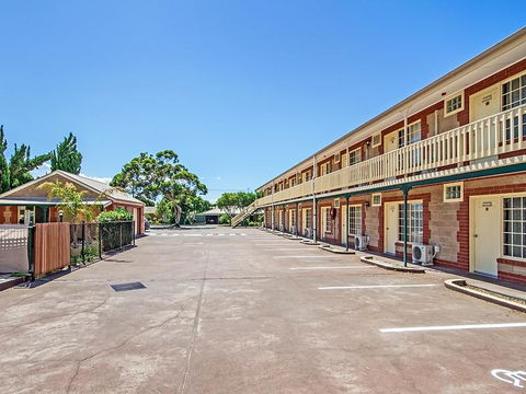 Motel Goolwa - Accommodation Brunswick Heads 1