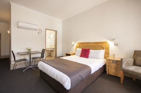 Adelaide Paringa - Accommodation Brunswick Heads 13