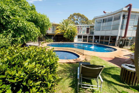 Jacksons Motor Inn - Accommodation Brunswick Heads 2