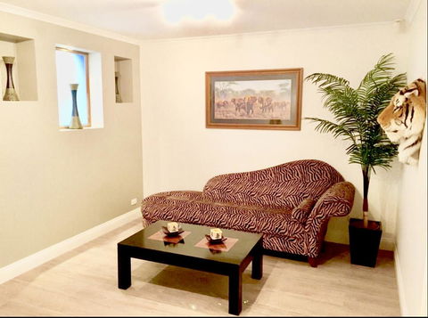 Superb Townhouse In North Adelaide - Accommodation Brunswick Heads 8