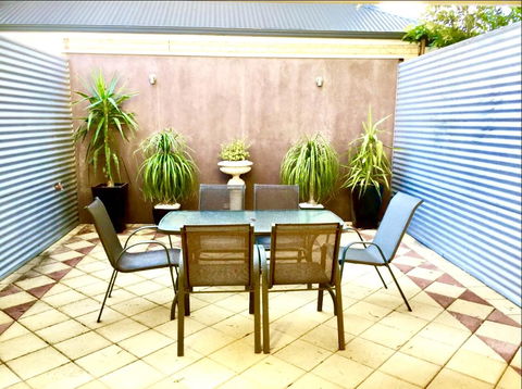 Superb Townhouse In North Adelaide - Accommodation Brunswick Heads 10