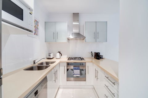York Apartments On Grenfell - Accommodation Brunswick Heads 3