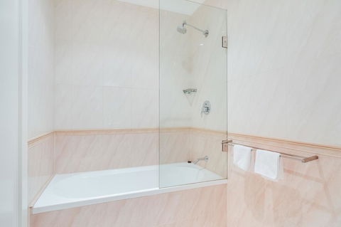 York Apartments On Grenfell - Accommodation Brunswick Heads 14