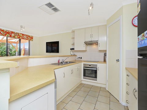 Lakeside - Encounter Bay - Accommodation Brunswick Heads 8