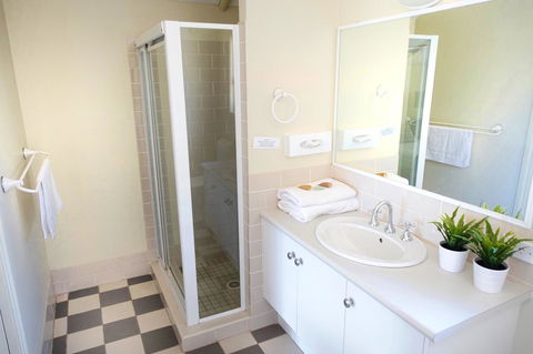 SkyView Villa - Accommodation Brunswick Heads 18