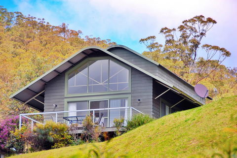 SkyView Villa - Accommodation Brunswick Heads 1