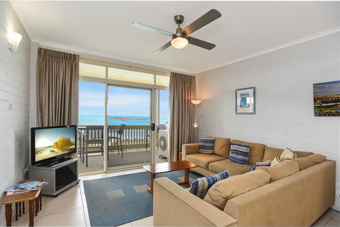 The Dolphins Beachfront Apartments - Accommodation Brunswick Heads 13