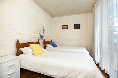 The Dolphins Beachfront Apartments - Accommodation Brunswick Heads 8