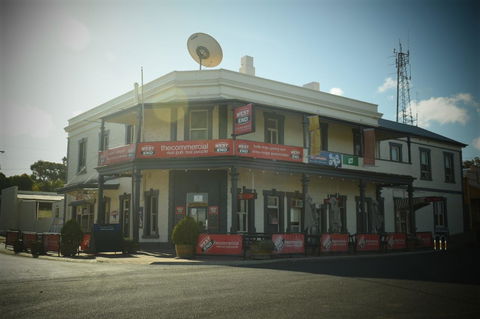 Commercial Hotel Morgan - Accommodation Brunswick Heads 0