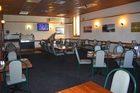 Commercial Hotel Morgan - Accommodation Brunswick Heads 7
