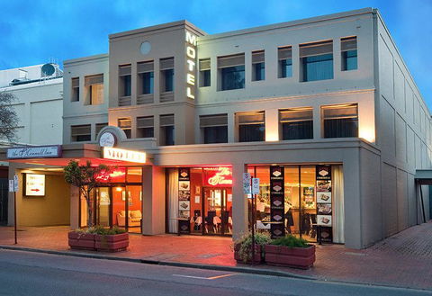 The O'Connell Inn - Accommodation Brunswick Heads 0