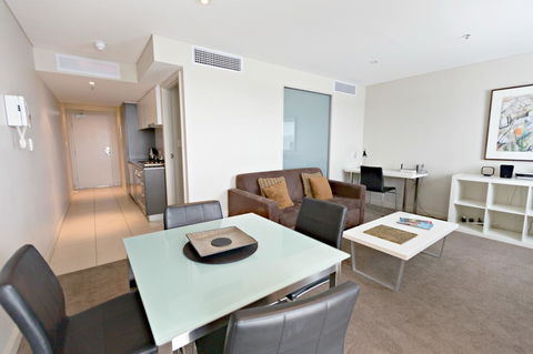 Adelaide DressCircle Apartments - North Terrace - Accommodation Brunswick Heads 12