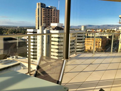 Adelaide DressCircle Apartments - North Terrace - Accommodation Brunswick Heads 4